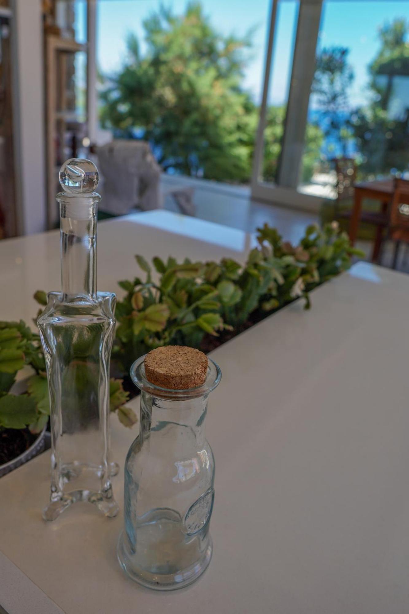 Villa Zen Dans Le Bleu 에르무폴리 외부 사진