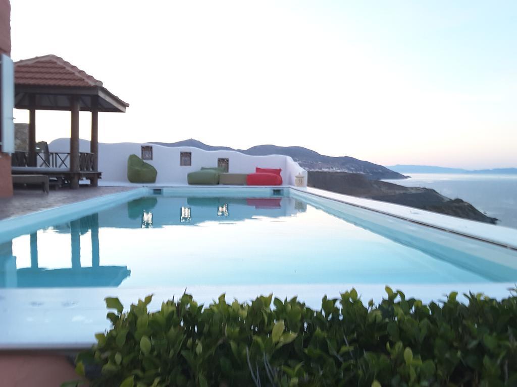 Villa Zen Dans Le Bleu 에르무폴리 외부 사진